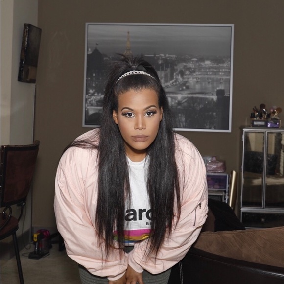 100% AUTHENTIC DESIGNER ITEMS - Picture 9 of 15